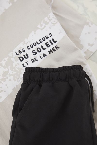 TRENDYOLKIDS Tricou cu dungi pentru băiat ecru, 100% bumbac, pantaloni scurți, tricotat, set de jos și sus TKDSS25AU00092