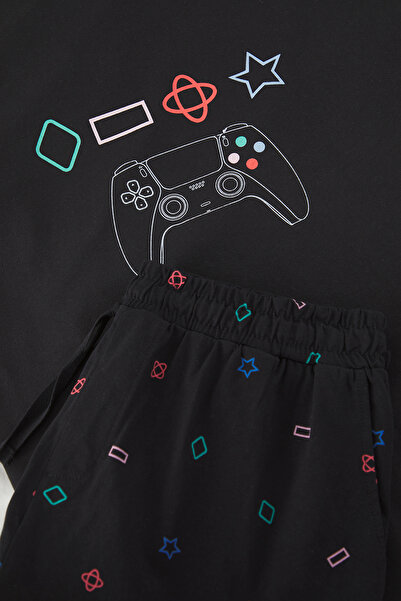 Trendyol Collection Black Regular Game Printed Knitted Shorts Pajama Set Tmnss25Pt00077