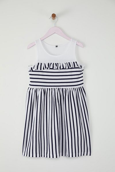 TRENDYOLKIDS Ecru Mädchen 100 % Baumwolle gestreiftes ärmelloses Mini-Strickkleid TKDSS25EL00062