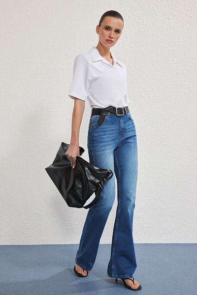 Trendyol Collection Blugi evazați cu talie înaltă albaștri TWOSS25JE00109