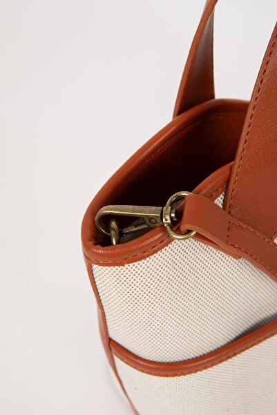 DeFacto Γυναικεία πόρπη με λεπτομέρεια πάνινη τσάντα ώμου B9339axns