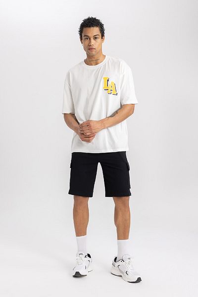DeFacto Nba Los Angeles Lakers Oversize Crew Neck Short Sleeve T-Shirt - B3894Ax24Sp