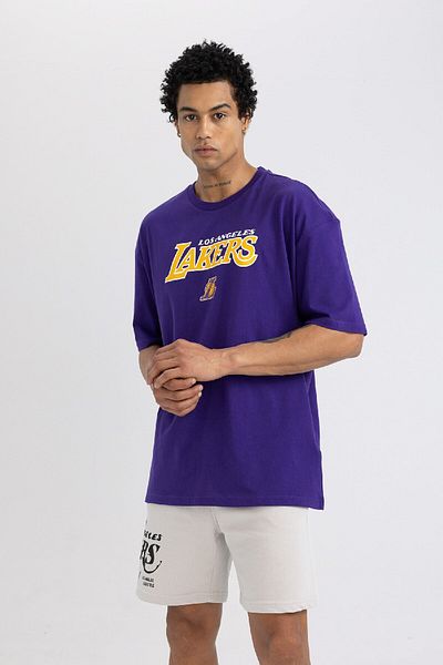 DeFacto NBA Los Angeles Lakers Boxy Fit Short Sleeve T-Shirt - Crew Neck S9221AZ24SM