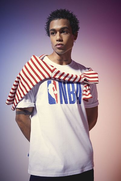 DeFacto Fit Nba Wordmark Regular Fit Crew λαιμόκοψη κοντομάνικο μπλουζάκι V0773az24sp