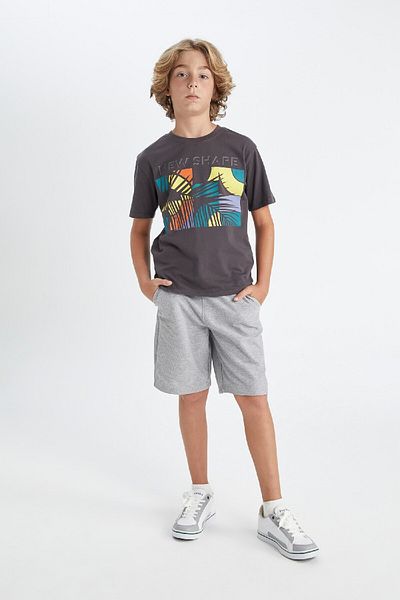 DeFacto 2-teiliges Set für Jungen, bedrucktes Kurzarm-T-Shirt und Shorts D3926a824hs