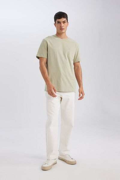 DeFacto 100 % Baumwolle, reguläre Passform, Rundhalsausschnitt, Taschendetail, Basic, einfarbig, kurzärmeliges T-Shirt D4797ax24au