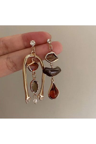 Girift Vintage Velo Asymmetrical Hand Figured Earring Set