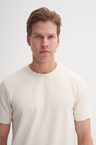 Cazador Erkek Cazador Bej Premium Yazlık Slim Fit Kesim Bisiklet Yaka Özel De...