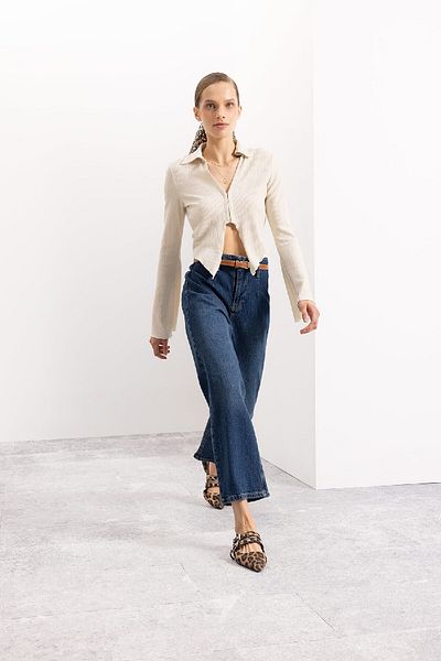 DeFacto Cool Fitted Basic Plain Agraf Closure Wrap Long Sleeve Shirt C1889Ax24Au