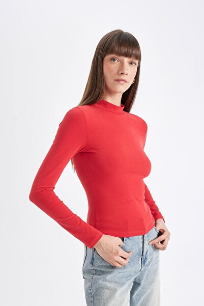DeFacto Kırmızı Slim Fit Dar Kesim Yarım Balıkçı Yaka Casual Basic Düz Uzun Kollu Tişört D3575ax24au