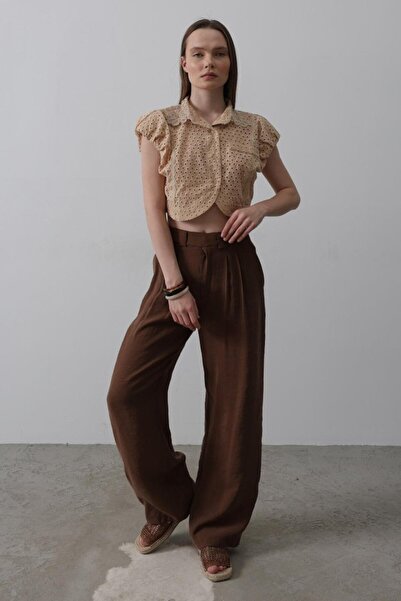 Modayakamoz بلوزة مبطنة بياقة الدانتيل - حجر