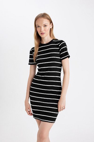 DeFacto Μίνι φόρεμα Bodycon Corded Camisole - Crew Neck, ριγέ D5987axns