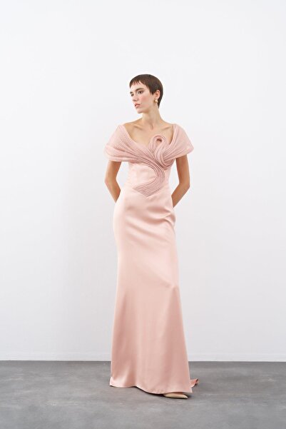 cercis Straplez Düşük Omuzlu Organze Detaylı Uzun Abiye Elbise