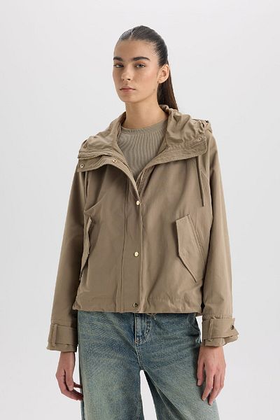 DeFacto Water Repellent Fabric Hood Lightweight Seasonal Coat with Pocket Zipper Snap D5764Ax25Sp