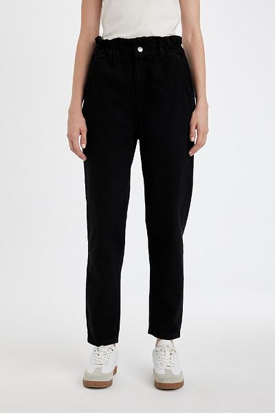 DeFacto Knöchellange Jeans mit kurzem Bein – Paperbag, elastische Taille D4309AX24AU