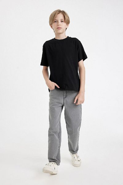 DeFacto Boy's Regular Fit Crew Neck Short Sleeve Basic Black T-Shirt D8471A8Ns