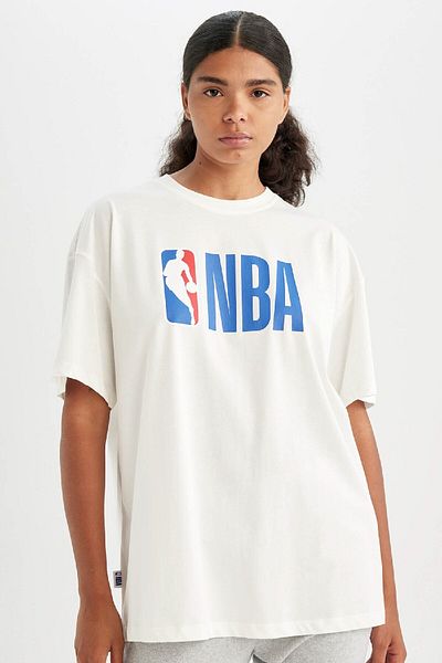DeFacto Nba Wordmark Oversize T-Shirt - Crew Neck, Short Sleeve T5506Az24Au
