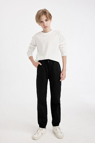 DeFacto Tricou de bază cu mânecă lungă, cu gât crew, pentru băieți D8552a8ns
