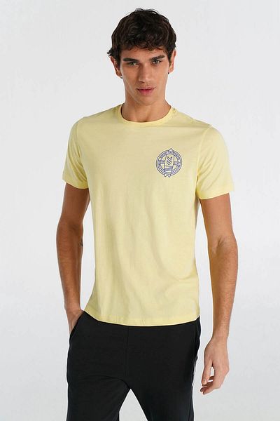hummel Calvert Yellow Men's T-Shirt 912202-5030