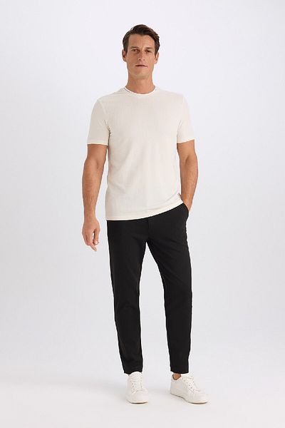 DeFacto Slim Fit Slim Fit Crew λαιμόκοψη κοντομάνικο μπλουζάκι με κοντό μανίκι D7225ax25sp