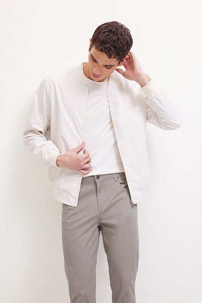DeFacto Ελαφρύ παλτό Bomber Slim Fit - Κολεγιακό πέτο, φερμουάρ, εποχιακό μπουφάν με διπλές τσέπες D7319ax25sp
