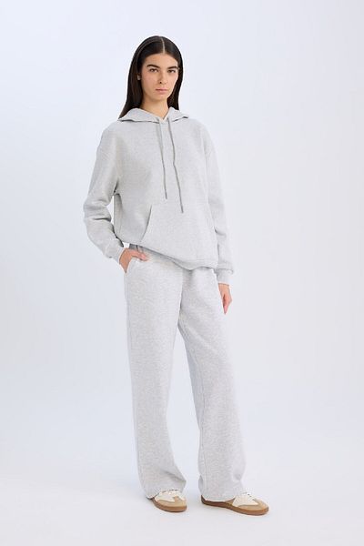 DeFacto Thick and Kangaroo Pocket Relax Fit Hooded Sweatshirt - W8071Az24Wn