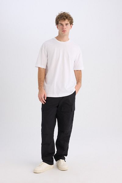 DeFacto Boxy Fit Basic Solid Kurzarm-T-Shirt mit Rundhalsausschnitt D6070AX25SP