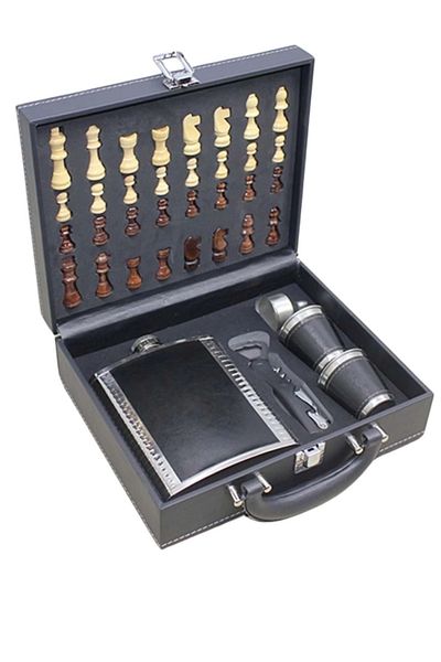 Fernanda Stainless 8.oz Wooden Chess Alcohol Flask Set 17*13 cm