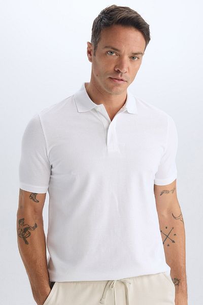 DeFacto 100 % Baumwolle, reguläre Passform, kurzärmeliges Basic-Polo-T-Shirt aus einfarbigem Piqué-Stoff C1293ax25sp