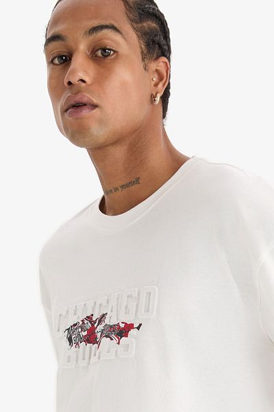 DeFacto Nba Chicago Bulls Defactofit Oversize T-Shirt - Crew Neck, Short Sleeve E0071Ax25Sp