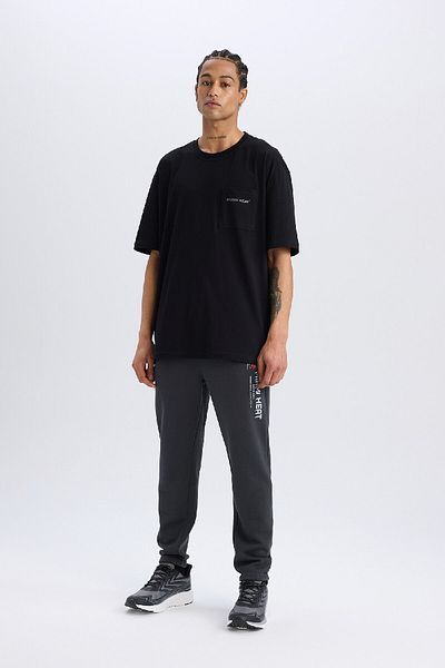 DeFacto DeFactoFit NBA Miami Heat Oversize Wide Fit Crewneck Sportovní tričko s krátkým rukávem E0067AX25SP