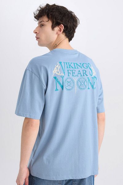 DeFacto 100% βαμβάκι Vikings Valhalla Boxy Fit Crew λαιμόκοψη με στάμπα κοντομάνικο μπλουζάκι E0434ax25sm