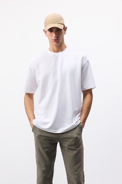 DeFacto Übergroßes, weites, kurzärmliges Basic-T-Shirt aus schwerem Stoff mit Rundhalsausschnitt X3926az25sp