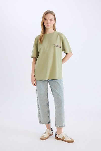 DeFacto Übergroßes, kurzärmliges T-Shirt mit Rundhalsausschnitt und Rundhalsausschnitt D9610AX25SM
