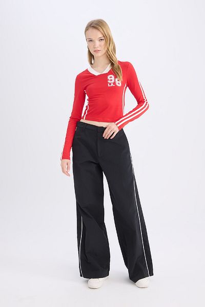 DeFacto Coool Fitted Back Print Long Sleeve T-Shirt D9855Ax24Wn