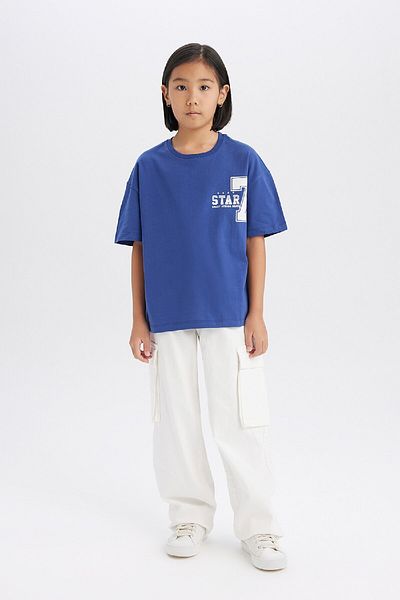 DeFacto Übergroßes, weites, bedrucktes Kurzarm-T-Shirt für Mädchen mit Rundhalsausschnitt und Rückenausschnitt D8540a825sm