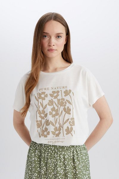 DeFacto Regular Fit Crew Neck Floral Short Sleeve T-Shirt E1162Ax25Sm