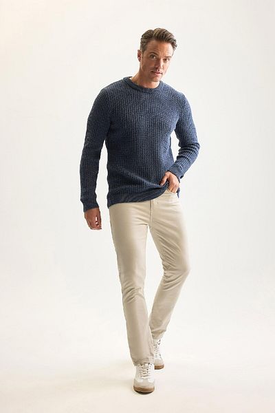 DeFacto Texturovaný pletený svetr Standard Fit s výstřihem E0811Axns