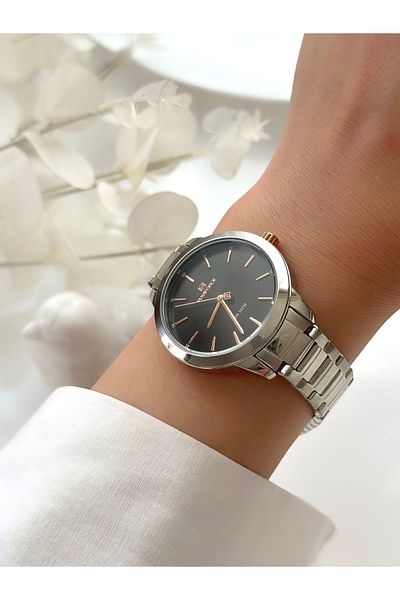 Forsining Naviforce-(Silver Color) Women's Wrist Watch with Black Inner Dial-