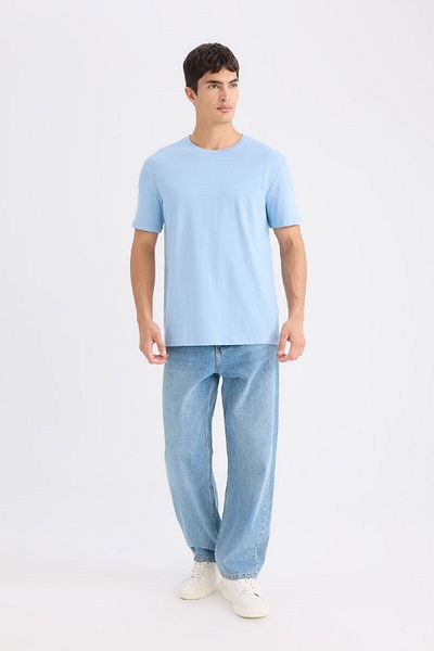 DeFacto Nové jednoduché tričko s krátkým rukávem Regular Fit Crew Neck E1091Axns