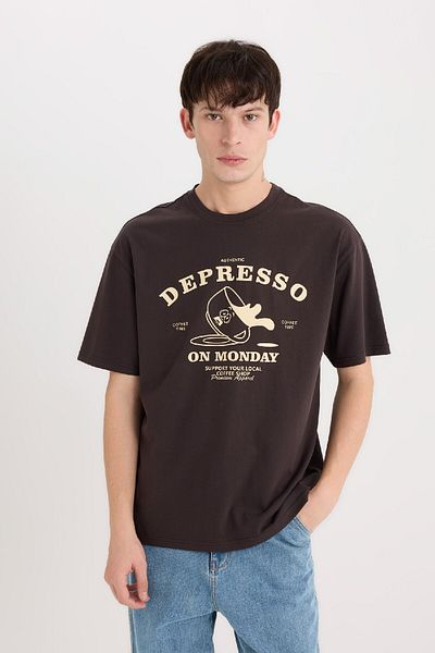 DeFacto 100% Baumwolle Boxy Fit Rundhalsausschnitt bedrucktes T-Shirt mit kurzen Ärmeln D5589ax25sp