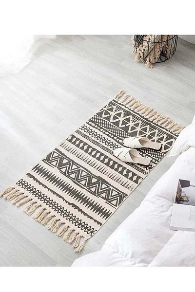 ALMUFARREJ Black & White Hand Woven Rug