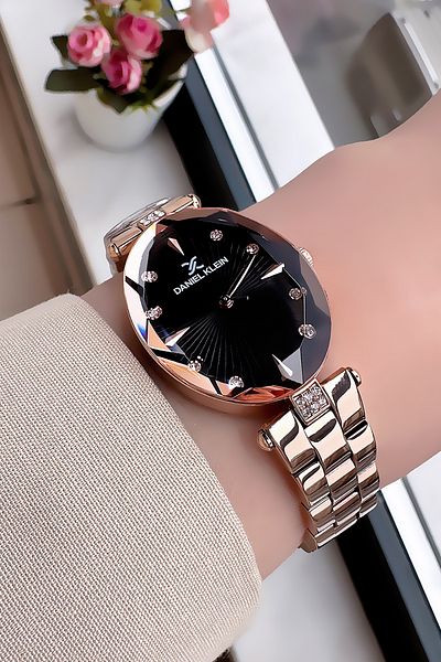 Daniel Klein Women's Rose Color Wristwatch Oval Case Steel Band Gift Bracelet