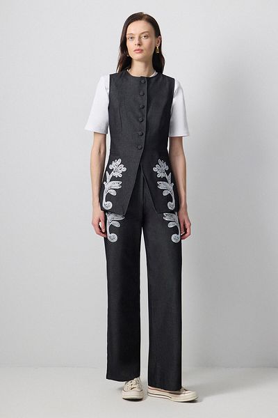 Touché Privé Denim Vest Pants Suit with Embroidery Detail