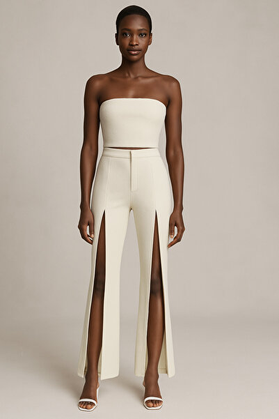 MERT ERKAN Derin Yırtmaçlı Geniş Paça Cepli Ekru Krep Pantolon