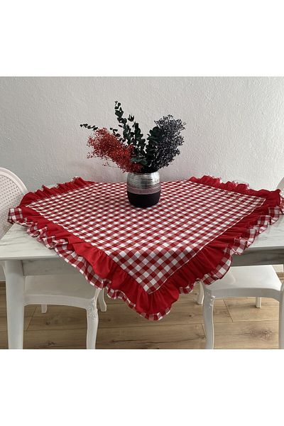 LILYUM Τραπεζομάντηλο με διπλό βολάν Gingham με σχέδιο