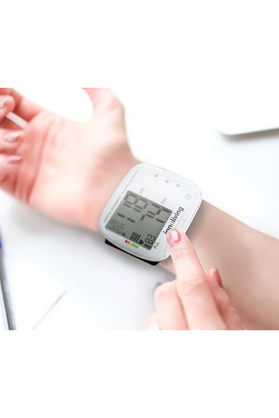Generic Innoliving INN-015 blood pressure and pulse measuring device