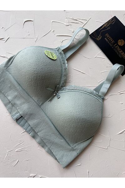 İntive Lingerie حمالة صدر Celine C Cup من الخيزران ملمس مريح للغاية من نسيج البولاميد ومزخرفة بالدانتيل بدون سلك داخلي غير مدعوم
