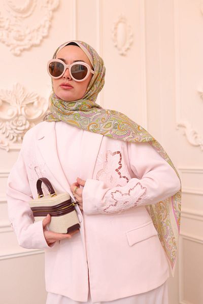 Silk Home Leyla Pattern Naria Shawl
