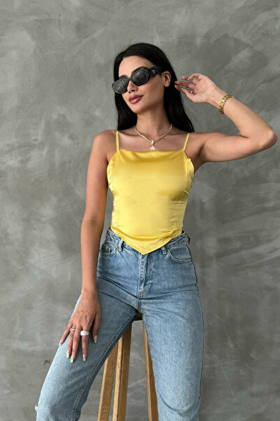 oshebu Galben – Bluză cu bretele pentru femei cu croială asimetrică